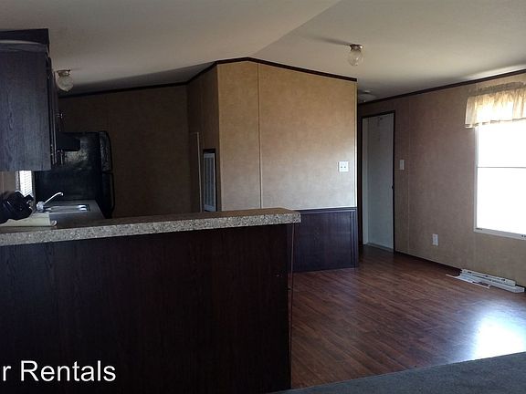 3rd image of 16 Coral Dr