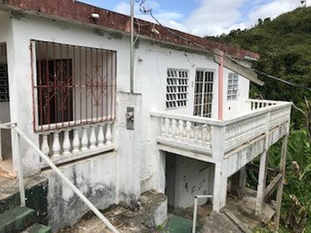 2nd image of 19 Com Irizarry 19 Calle #1