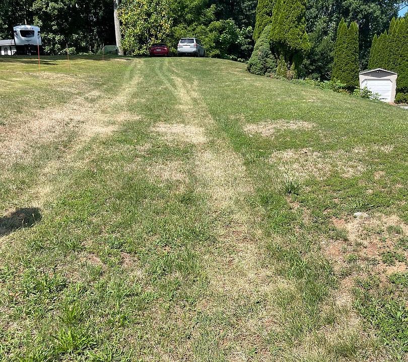 1st image of 327 Hibernia Rd
