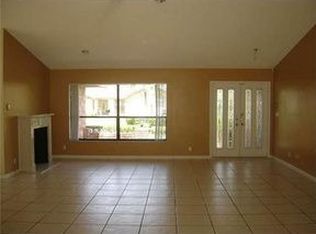 10936 NW 1st Mnr, Coral Springs, FL 33071