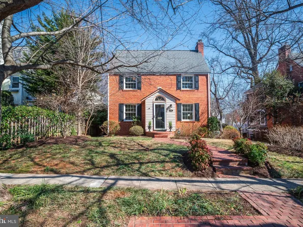 7817 Stratford Rd, Bethesda, MD 20814