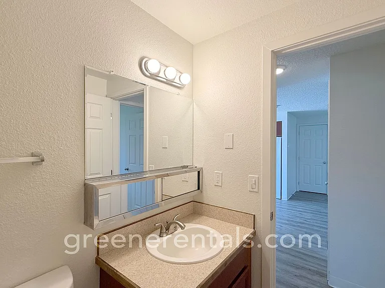 West Main Street Apartments — Photo 7