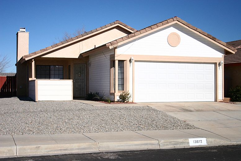 1st image of 13612 Rockledge Dr