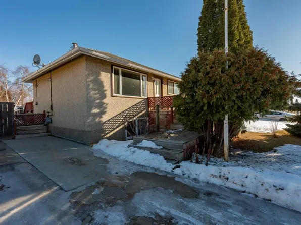1509 W 10a St, Wainwright, AB T9W 1J9
