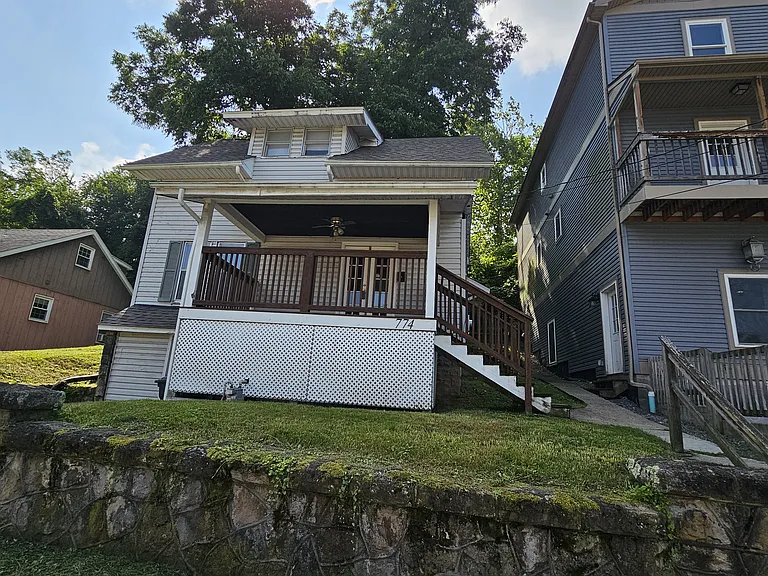 774 Garrison Ave — Photo 33