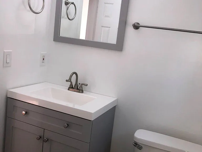 1015 E Cliff Dr #A — Photo 5