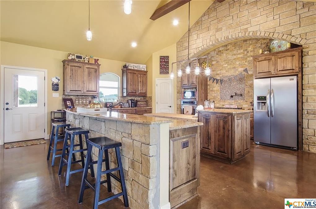 300 Rose Meadow Dr, La Vernia, TX 78121 Zillow