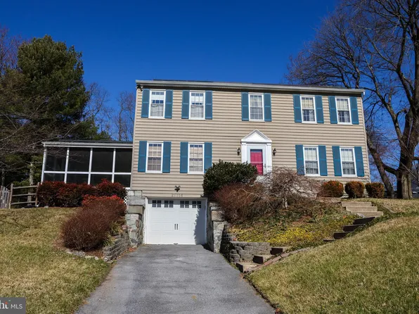 25316 Clearwater Dr, Damascus, MD 20872