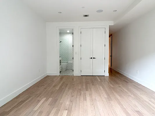 Rented by Corcoran | media 29