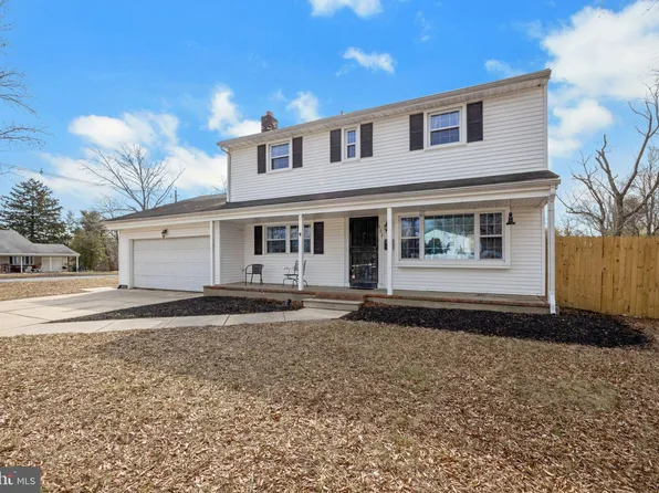 322 Iris Rd, Cherry Hill, NJ 08003