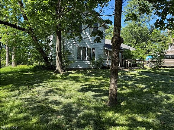 2nd image of 116 5th Ave