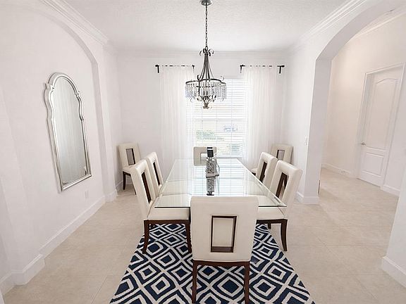 5th image of 4084 Oaktree Dr
