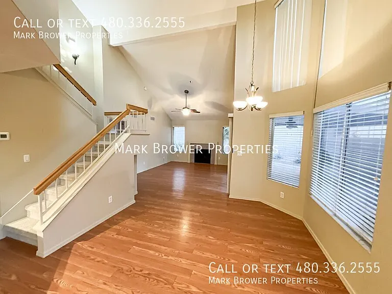 9276 E Sutton Dr — Photo 2