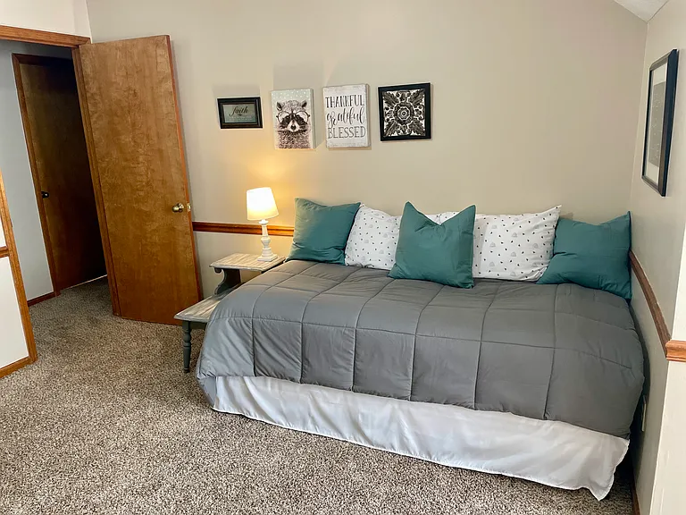 Summerset Dr — Photo 19