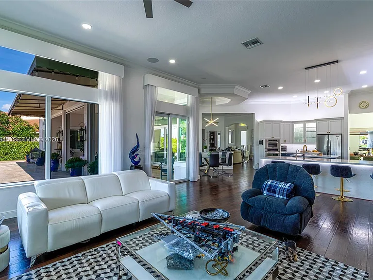 15253 SW 40th St — Photo 14