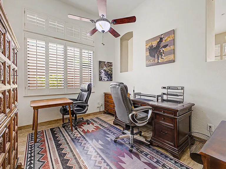 41923 N Moss Springs Rd — Photo 34