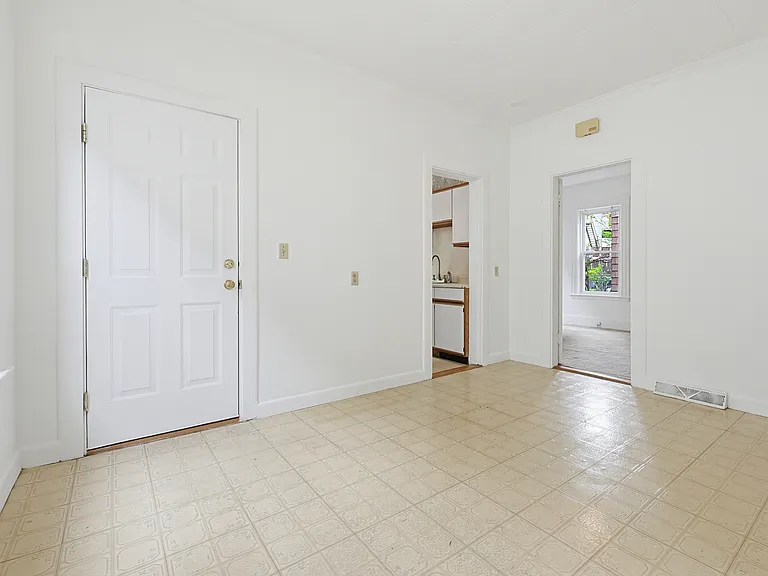 30 Stone Ave #30 — Photo 6