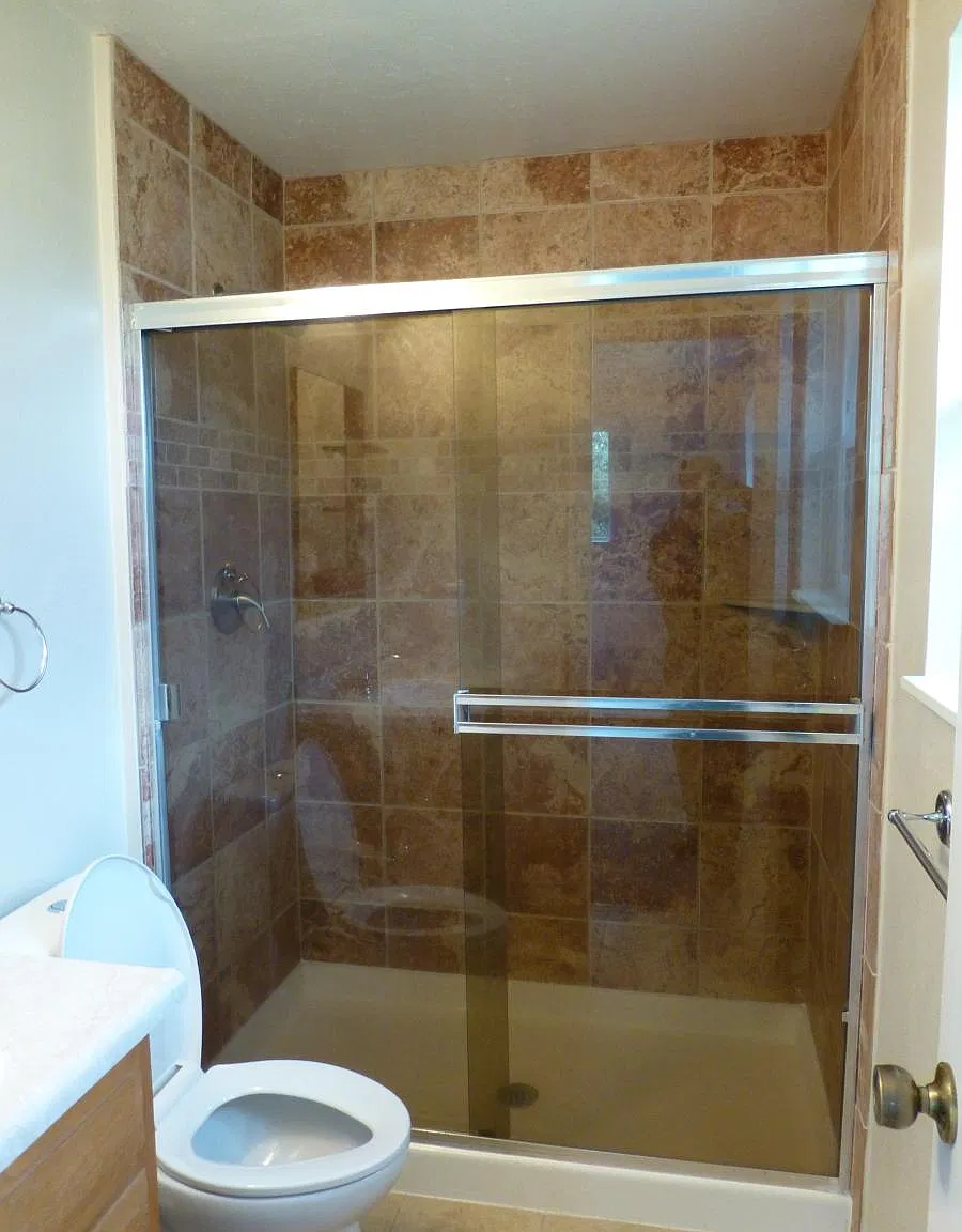 5 bed, 2500 sqft, $3,400 — Photo 4