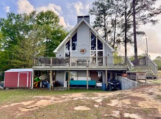 300 E Lakeshore Dr, Carriere, MS 39426
