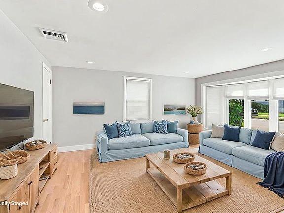 2nd image of 31 Glossop St