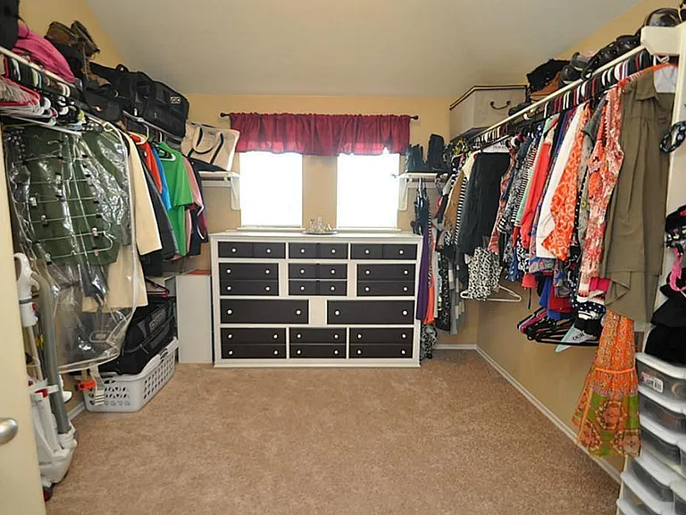 2931 Silver Landing Ln — Photo 27