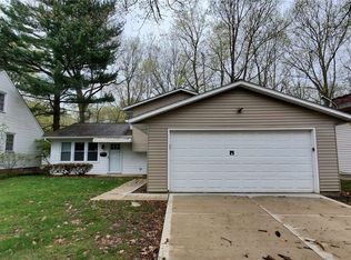 19890 Seminole Rd, Euclid, OH 44117