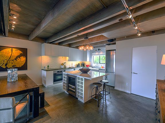 4th image of 1113 Electric Ave APT 8
