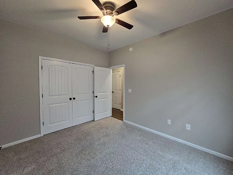 205 Buckeye Ct N — Photo 19