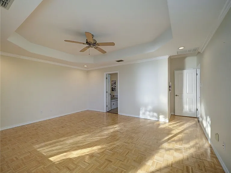1343 Bayview Dr — Photo 13