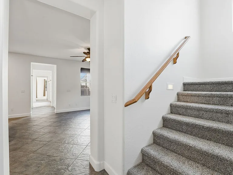 15391 W Dreyfus St — Photo 30
