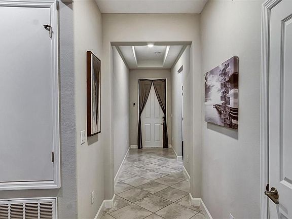 3rd image of 11420 Freshwater Ridge Dr
