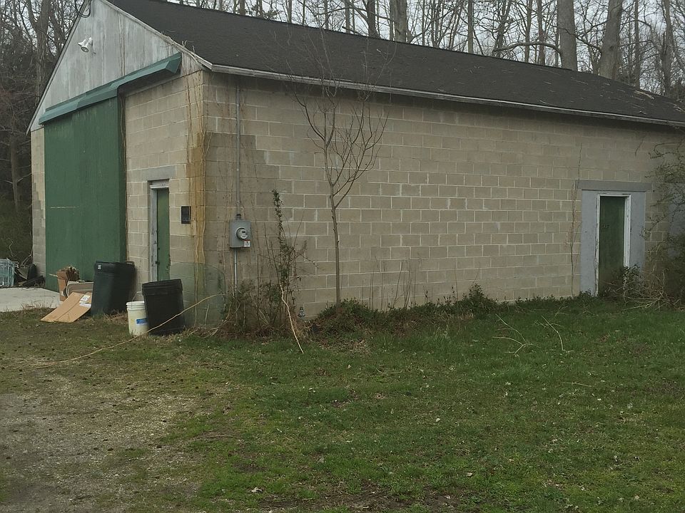 2nd image of 527 Route 47 S