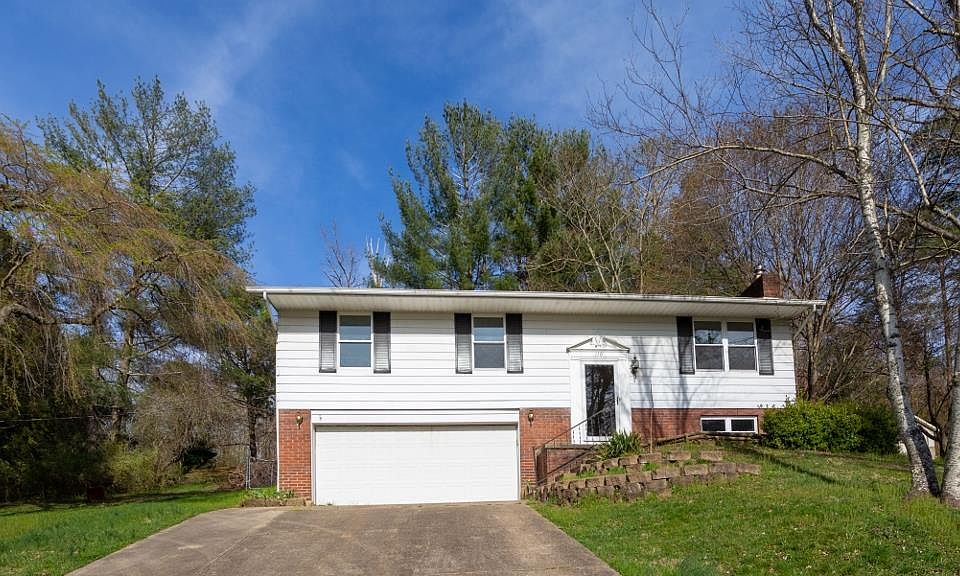 1st image of 63 Lake Dr