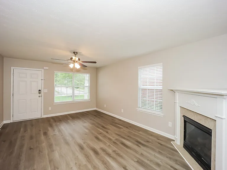 2534 Walter Way — Photo 6