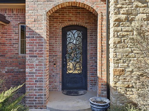 4th image of 622 Doe Ridge Ct