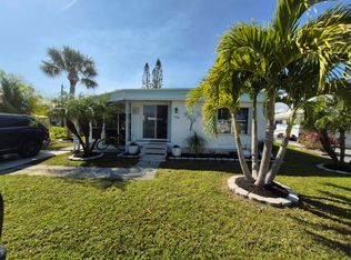 190 Phyllis Dr, Sebastian, FL 32958