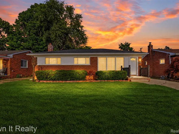 18266 Macarthur St, Redford, MI 48240