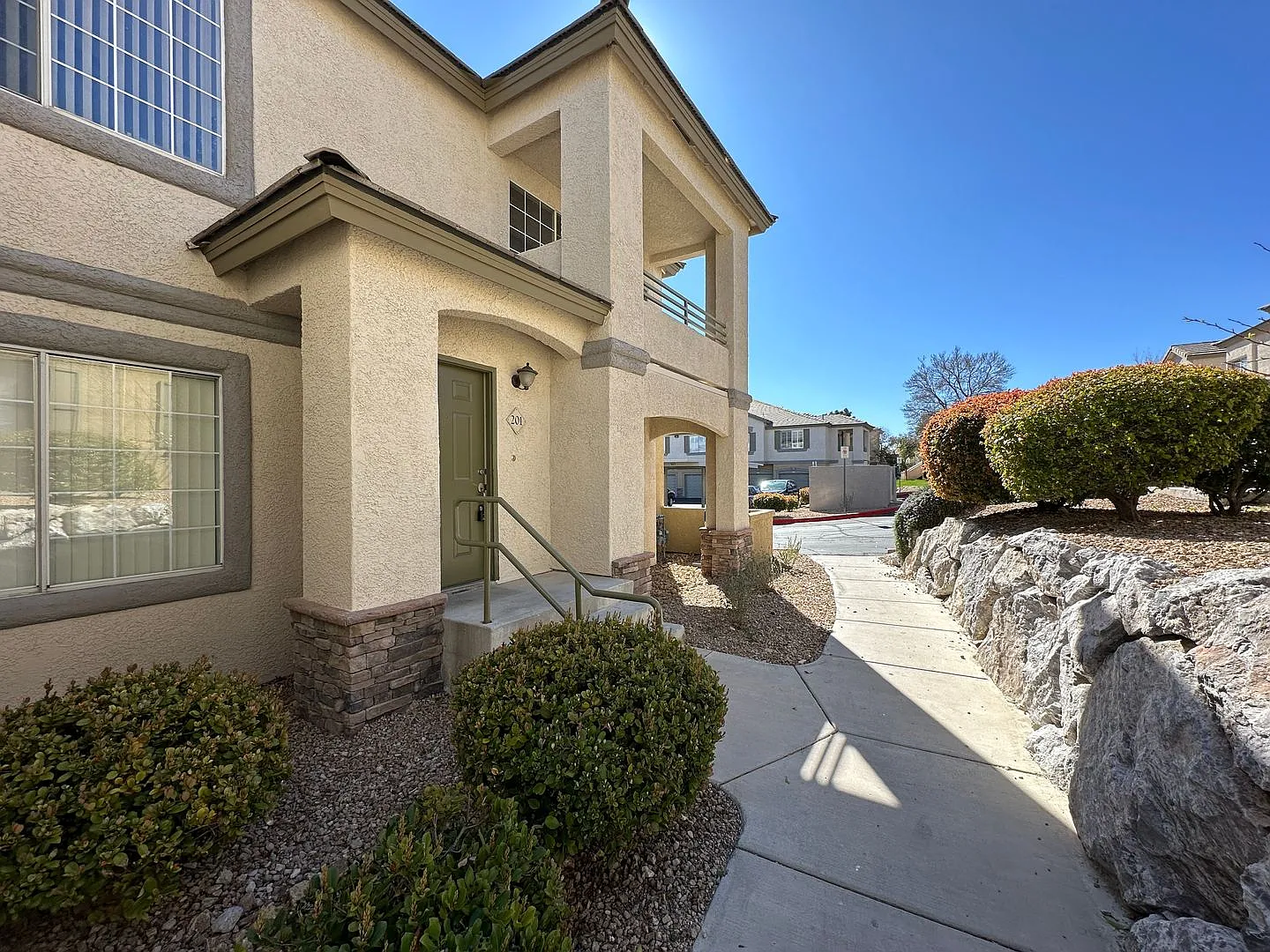Pacific Crest — Photo 3
