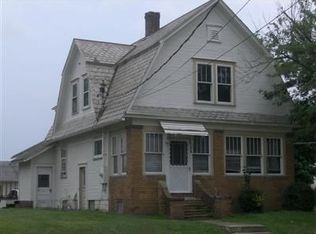 208 Park Ave NE, Carrollton, OH