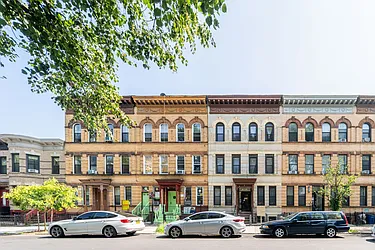 814 Macon Street in Stuyvesant Heights