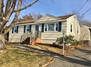 24 Joyce St, Guilford, CT 06437