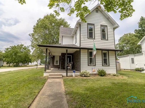300 E Stevenson St, Gibsonburg, OH 43431