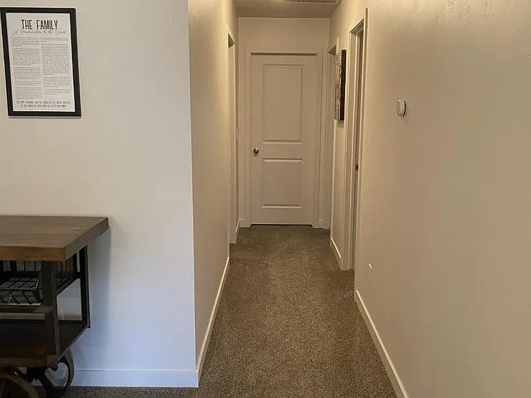 285 E 340 N — Photo 12