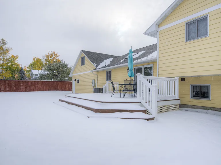 402 S Yellowstone Ave — Photo 8