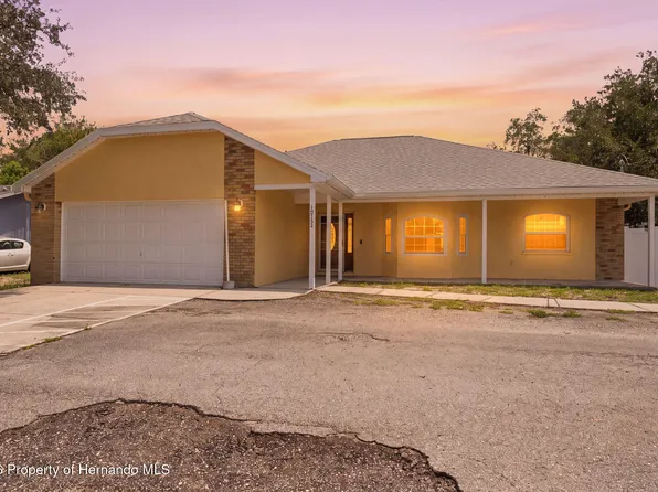 10154 Spring Hill Dr, Spring Hill, FL 34608