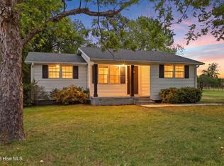 1633 Anderson Rd, Greenville, NC 27834