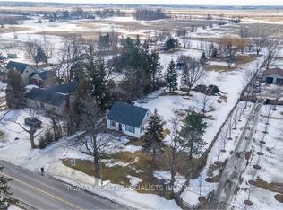 9697 Dickenson Rd W, Hamilton, ON L0R1W0