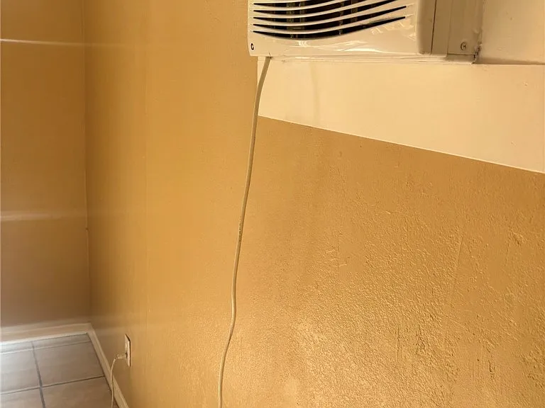 1118 Laurel Ave #1 — Photo 14