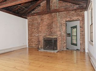 12 Common St, Charlestown, MA 02129