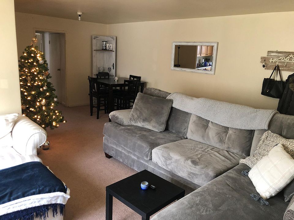2nd image of 5700 5th Ave